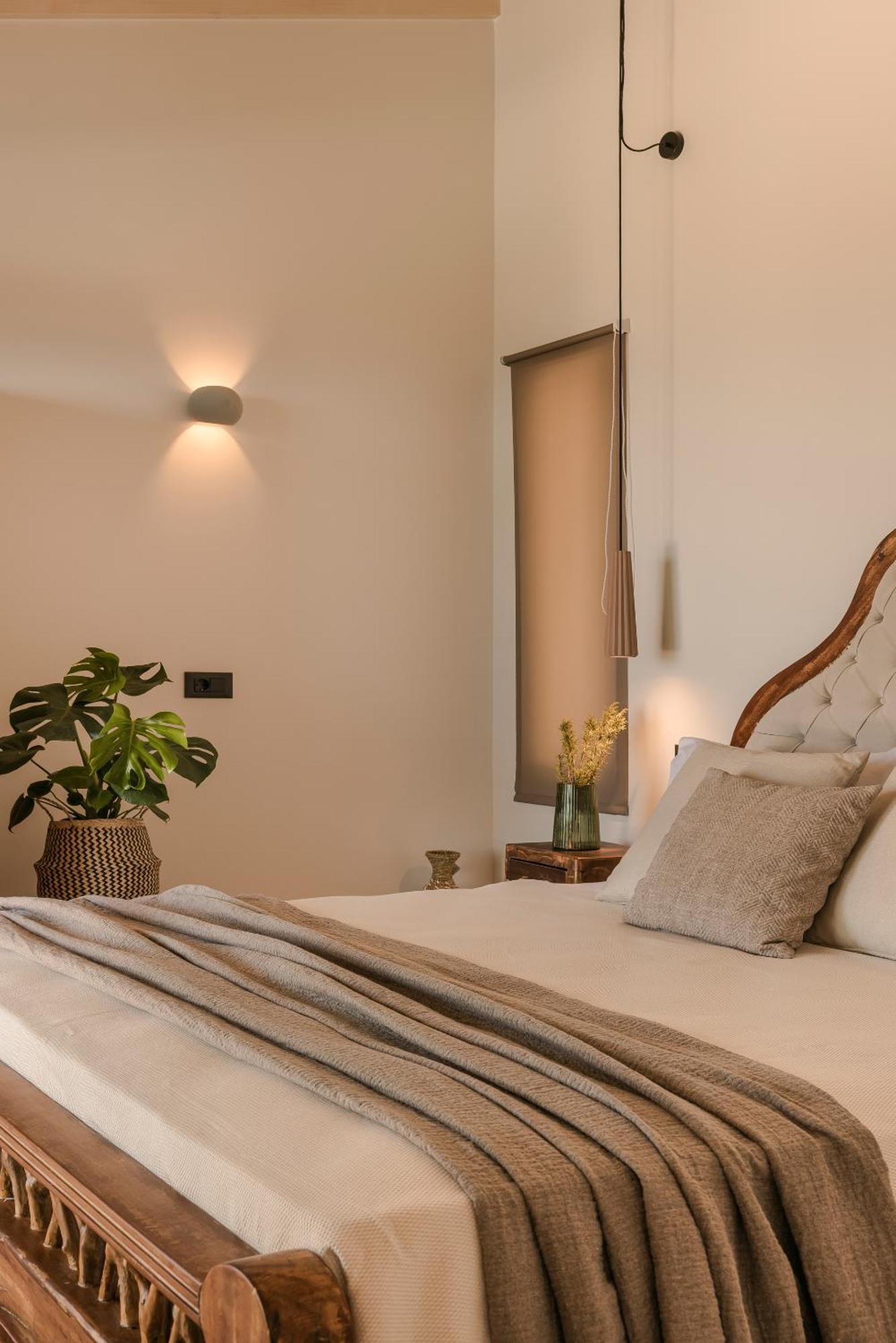 Hilaritas Luxury Suites Sea View, Private Pool & Jacuzzi Paradise Ratzaklion ภายนอก รูปภาพ