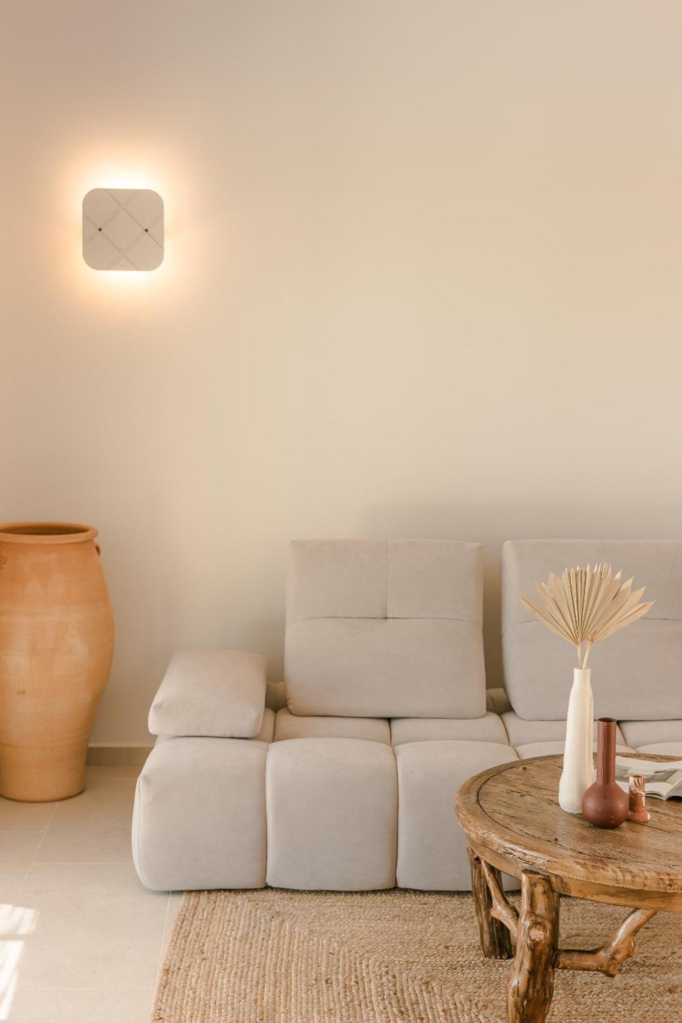 Hilaritas Luxury Suites Sea View, Private Pool & Jacuzzi Paradise Ratzaklion ภายนอก รูปภาพ